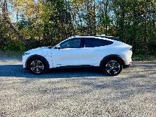 2022 Ford Mustang Mach-E Select AWD | Co-Pilot 360 | Clean Carfa - Photo 5