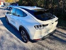 2022 Ford Mustang Mach-E Select AWD | Co-Pilot 360 | Clean Carfa - Photo 7