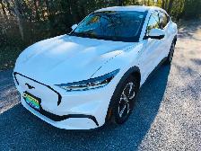 2022 Ford Mustang Mach-E Select AWD | Co-Pilot 360 | Clean Carfa - Photo 15