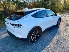 2022 Ford Mustang Mach-E Select AWD | Co-Pilot 360 | Clean Carfa - Photo 29