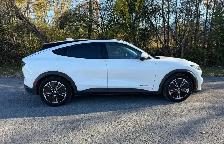 2022 Ford Mustang Mach-E Select AWD | Co-Pilot 360 | Clean Carfa - Photo 30