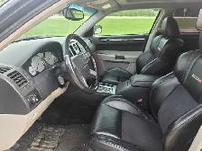 2006 Chrysler 300 SRT8 - Photo 8