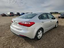 2016 Kia Forte - Photo 4