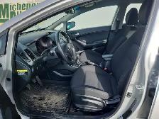 2016 Kia Forte - Photo 13