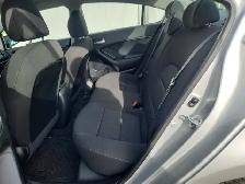 2016 Kia Forte - Photo 14