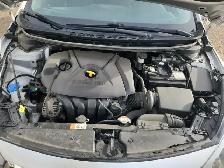 2016 Kia Forte - Photo 26