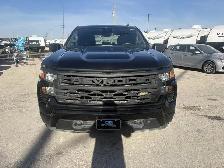 2023 Chevrolet Silverado - Photo 2