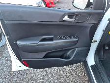 2017 Kia Sportage EX - Photo 17