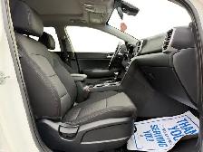 2022 Kia Sportage EX S - Photo 16