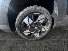 2024 Hyundai Kona Preferred - Photo 17