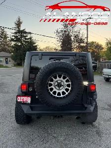 2015 Jeep Wrangler Unlimited Rubicon 4dr 4x4 - Photo 6