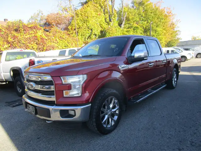 Ford F-150 Lariat 4x4 cabine SuperCrew 4RM 157 po LARIAT 2015