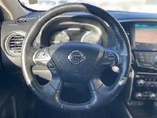 2019 Nissan Pathfinder S AWD 7 Passenger | No Reported Accidents - Photo 12