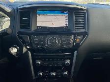 2019 Nissan Pathfinder S AWD 7 Passenger | No Reported Accidents - Photo 15