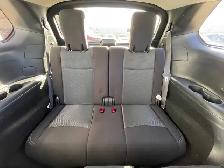 2019 Nissan Pathfinder S AWD 7 Passenger | No Reported Accidents - Photo 21
