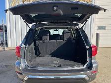2019 Nissan Pathfinder S AWD 7 Passenger | No Reported Accidents - Photo 25