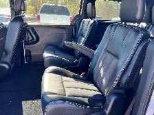 2016 Chrysler Town & Country 4dr Wgn S CERTIFIED ELECTRIC DOORS - Photo 10