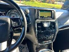 2016 Chrysler Town & Country 4dr Wgn S CERTIFIED ELECTRIC DOORS - Photo 16