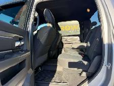 2022 Ram 1500 WARLOCK! CLEAN CARFAX! V8! CREW CAB! CERTIFIED! - Photo 17