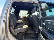 2022 Ram 1500 WARLOCK! CLEAN CARFAX! V8! CREW CAB! CERTIFIED! - Photo 20