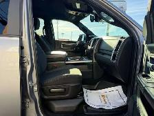 2022 Ram 1500 WARLOCK! CLEAN CARFAX! V8! CREW CAB! CERTIFIED! - Photo 22