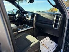 2022 Ram 1500 WARLOCK! CLEAN CARFAX! V8! CREW CAB! CERTIFIED! - Photo 23