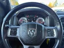 2022 Ram 1500 WARLOCK! CLEAN CARFAX! V8! CREW CAB! CERTIFIED! - Photo 28