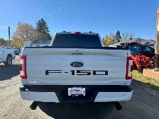 2022 Ford F-150 LARIAT! 5.0L! CLEAN CARFAX! PANO ROOF! CERTIFIED - Photo 4