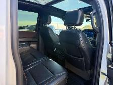 2022 Ford F-150 LARIAT! 5.0L! CLEAN CARFAX! PANO ROOF! CERTIFIED - Photo 21