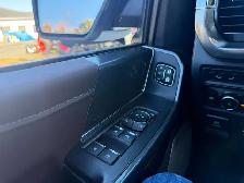 2022 Ford F-150 LARIAT! 5.0L! CLEAN CARFAX! PANO ROOF! CERTIFIED - Photo 27