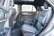 2026 Ford Explorer ST-Line - Photo 12