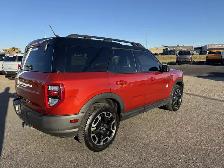 2022 Ford Bronco Sport Outer Banks / LEATHER! / TECH PKG! / TOW - Photo 4