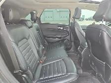 2022 Ford Edge - Photo 15