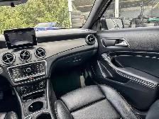 2018 Mercedes-Benz GLA GLA 250 | 4MATIC | HEATED SEATS - Photo 12