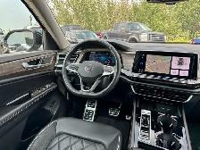 2026 Volkswagen Atlas Execline | VW CERTIFIED | CAPTAIN'S - Photo 10