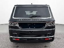2022 Jeep Grand Wagoneer Series II | HEATED & COOLED SEATS - Photo 5