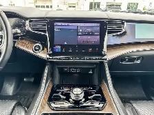 2022 Jeep Grand Wagoneer Series II | HEATED & COOLED SEATS - Photo 17
