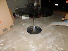 Round Dining Room Table - metal and Glass - 1970's styling