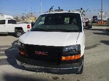 2020 GMC Savana Cargo Van RWD 2500 135' - Photo 2