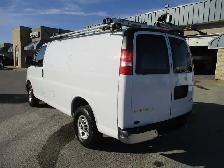 2020 GMC Savana Cargo Van RWD 2500 135' - Photo 6