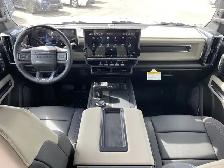 2026 GMC HUMMER EV SUV 2X - Photo 15