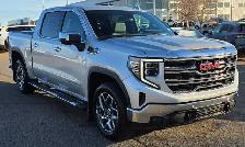 2022 GMC Sierra 1500 SLT Crew Cab - Photo 7