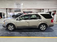 2006 Ford Freestyle - Photo 2