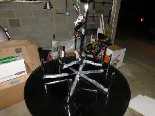Dining Room round Chandelier - 9 lights - very nice condition