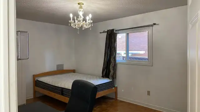 main floor room for rent