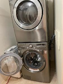 Top floor  1 bedroom furnished condo heated parking,  storage - Photo 8