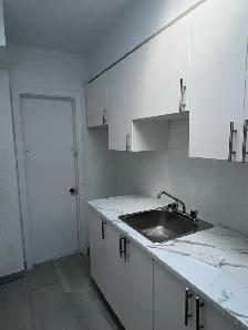 3.5/4.5 (1 bdrm or 2 bdrm) renovated-Penthouse or 2nd floor