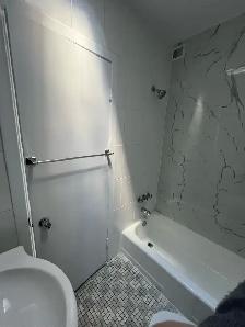 3.5/4.5 (1 bdrm or 2 bdrm) renovated-Penthouse or 2nd floor - Photo 2