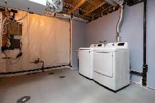 2BHK Basement for Rent - Photo 6
