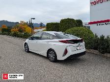 2020 Toyota Prius Prime Upgrade 1 OWNER, NO ACCIDENTS - Photo 4